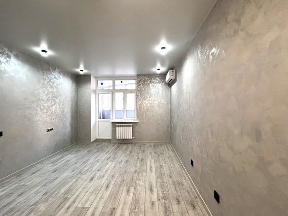 
  Продается 1-комн. квартира, 42 м², Берберовская ул, д. 8
. Фото 2.