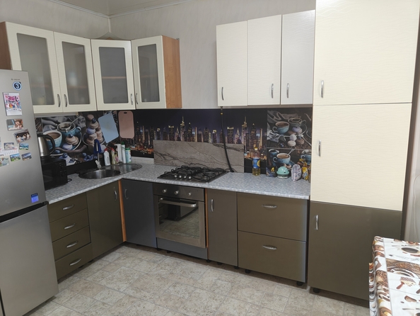 
  Продается 3-комн. квартира, 67.5 м², Половинко ул, д. 280
. Фото 8.