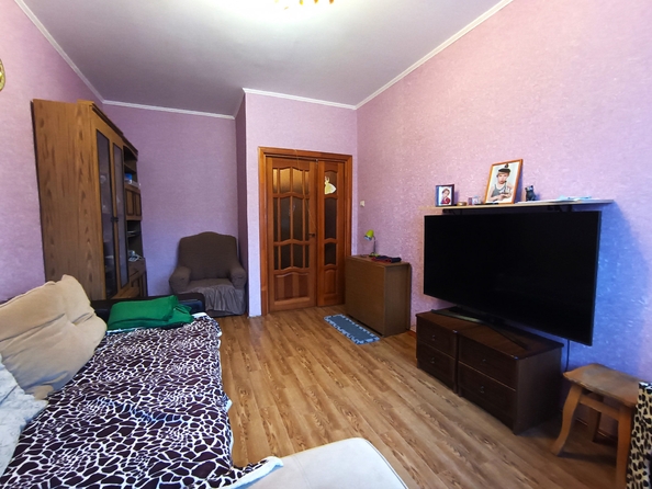 
  Продается 3-комн. квартира, 65 м², 40-летия Победы пр-кт, д. 103
. Фото 8.