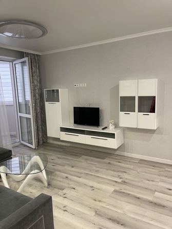 
  Продается 2-комн. квартира, 56 м², Тружеников ул, д. 80
. Фото 8.