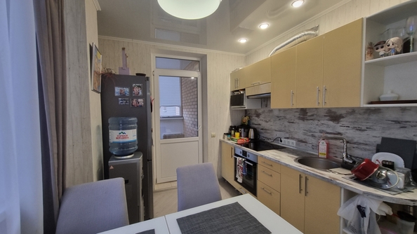 
  Продается 2-комн. квартира, 52.9 м², Платова б-р, д. 2
. Фото 9.