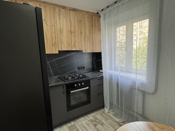 
  Продается 1-комн. квартира, 37 м², Буденновский пр-кт, д. 1Б
. Фото 4.