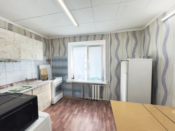 
  Продается 2-комн. квартира, 50 м², 40-летия Победы пр-кт, д. 37
. Фото 1.
