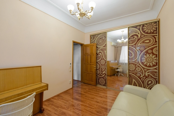 
  Продается 4-комн. квартира, 95.7 м², Буденновский пр-кт, д. 76/226
. Фото 6.
