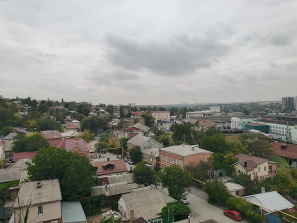 
  Продается 1-комн. квартира, 41 м², Вагулевского ул, д. 37
. Фото 5.