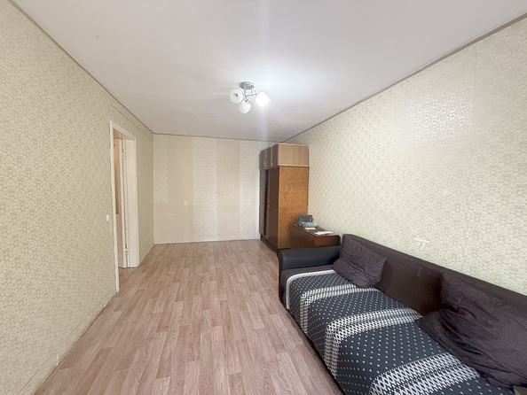 
  Продается 1-комн. квартира, 32 м², Литвинова ул, д. 8
. Фото 2.