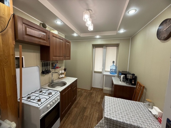 
  Продается 3-комн. квартира, 70.1 м², Ереванская ул, д. 25
. Фото 6.