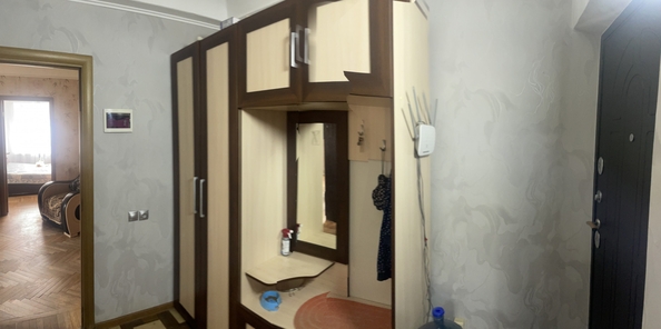 
  Продается 4-комн. квартира, 59.3 м², Казахская ул, д. 1
. Фото 1.