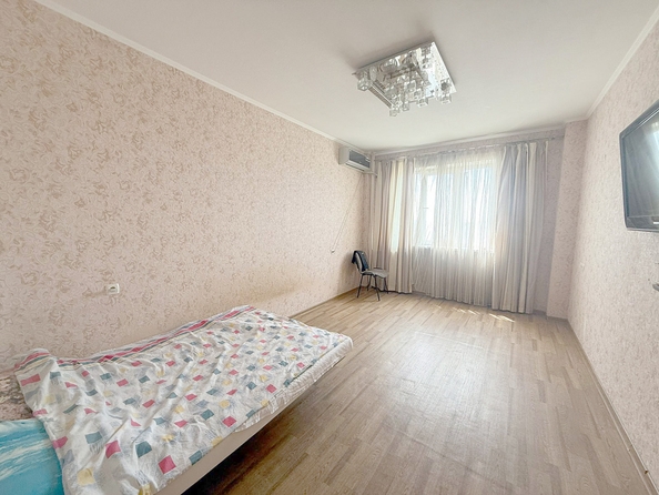 
  Продается 1-комн. квартира, 40 м², Жмайлова ул, д. 4
. Фото 5.