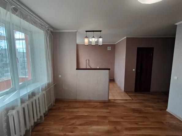 
  Продается 1-комн. квартира, 37 м², Абаканская ул, д. 24
. Фото 5.