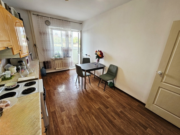 
  Продается 3-комн. квартира, 85 м², Петренко ул, д. 8
. Фото 3.