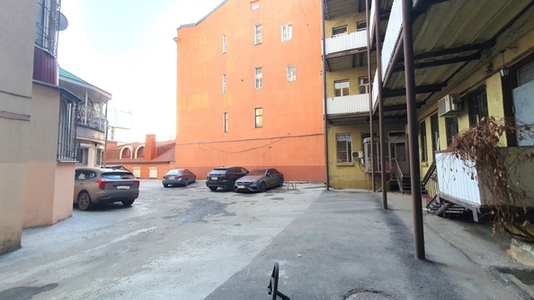 
  Продается 3-комн. квартира, 44 м², Пушкинская ул, д. 105
. Фото 1.