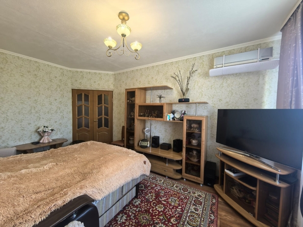 
  Продается 2-комн. квартира, 50.3 м², Дебальцевская ул, д. 6
. Фото 4.