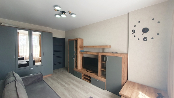 
  Продается 1-комн. квартира, 37 м², Тибетская ул, д. 1в
. Фото 3.