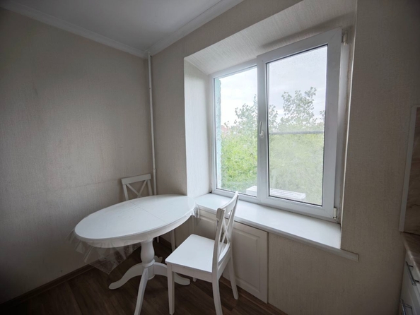 
  Продается 2-комн. квартира, 46 м², Варфоломеева ул, д. 274
. Фото 4.