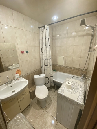
  Продается 3-комн. квартира, 65 м², Стачки пр-кт, д. 233
. Фото 13.
