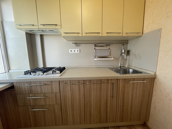 
  Продается 3-комн. квартира, 51 м², Быковского ул, д. 1/2
. Фото 3.