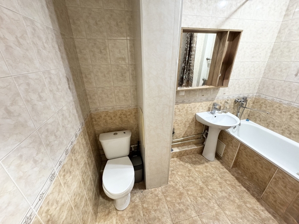 
  Продается 1-комн. квартира, 40 м², 40-летия Победы пр-кт, д. 79
. Фото 8.