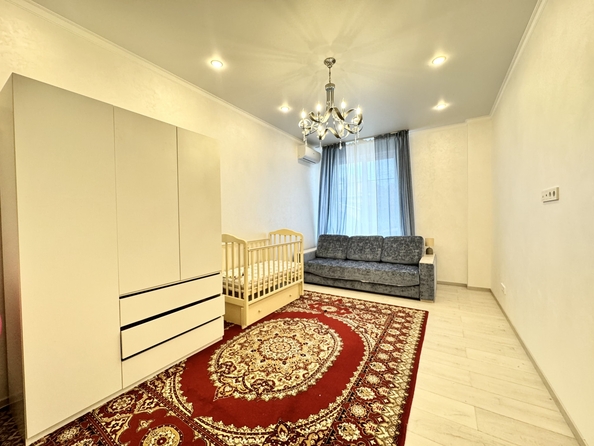 
  Продается 2-комн. квартира, 78 м², Карла Либкнехта ул, д. 112
. Фото 6.