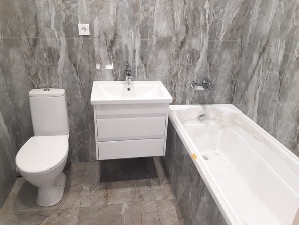 
  Продается 1-комн. квартира, 36 м², Еременко ул, д. 110/2
. Фото 12.