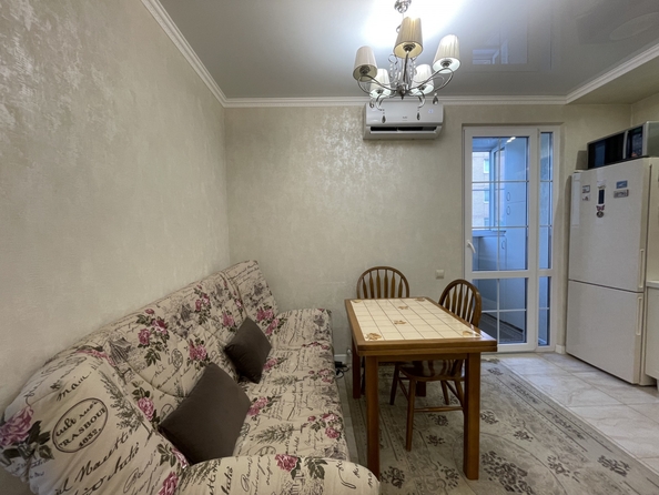
  Продается 2-комн. квартира, 50 м², Батуринская ул, д. 157/31
. Фото 12.