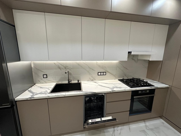 
  Продается 2-комн. квартира, 54 м², 40-летия Победы пр-кт, д. 111
. Фото 4.