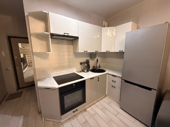 
  Продается 1-комн. квартира, 34 м², Батуринская ул, д. 165/13
. Фото 1.