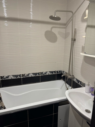 
  Продается 2-комн. квартира, 54 м², Комарова б-р, д. 1
. Фото 10.