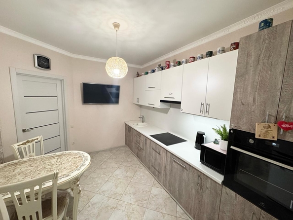 
  Продается 2-комн. квартира, 64 м², Еляна ул, д. 68
. Фото 3.