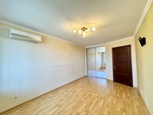 
  Продается 2-комн. квартира, 80 м², 40-летия Победы пр-кт, д. 79
. Фото 6.