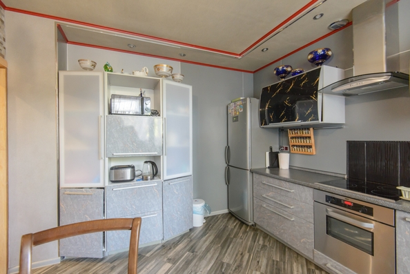 
  Продается 3-комн. квартира, 93 м², 339-й Стрелковой Дивизии ул, д. 12е/49
. Фото 3.