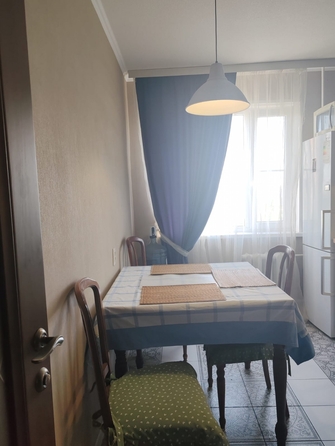 
  Продается 2-комн. квартира, 51.1 м², Комарова б-р, д. 7
. Фото 6.