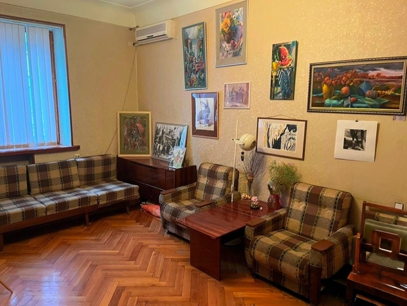 
  Продается 2-комн. квартира, 65 м², Соборный пер, д. 45
. Фото 6.