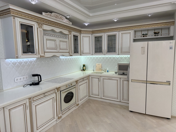 
  Продается 3-комн. квартира, 100 м², Пацаева ул, д. 20
. Фото 9.