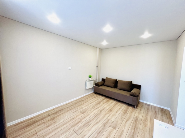 
  Продается 1-комн. квартира, 21.6 м², Миронова ул, д. 12
. Фото 5.