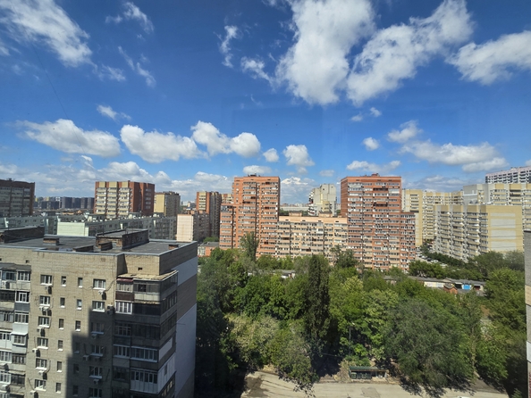 
  Продается 3-комн. квартира, 60 м², Жмайлова ул, д. 19а
. Фото 17.
