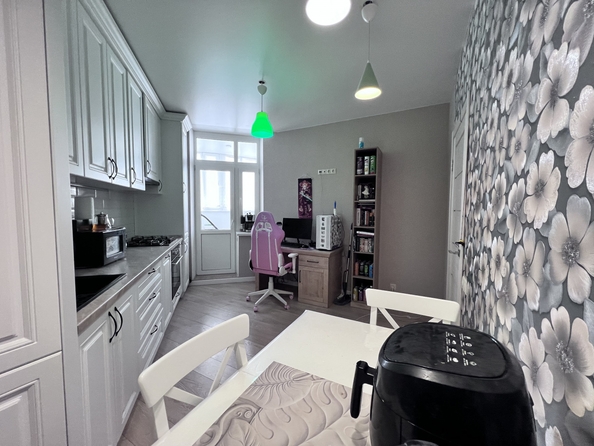 
  Продается 1-комн. квартира, 42 м², Берберовская ул, д. 26
. Фото 4.