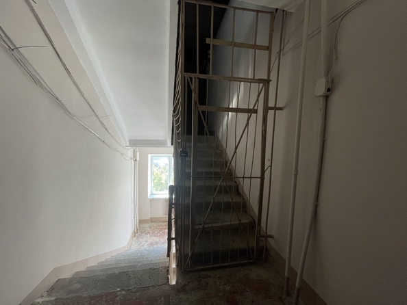 
  Продается 1-комн. квартира, 35 м², 1-я Баррикадная ул, д. 4
. Фото 12.