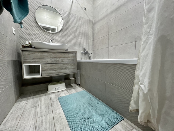 
  Продается 2-комн. квартира, 67 м², Строителей ул, д. 5
. Фото 10.