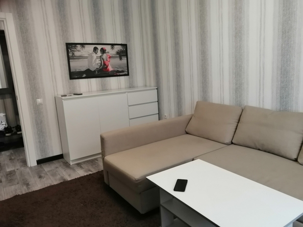 
  Продается 1-комн. квартира, 36 м², 40-летия Победы пр-кт, д. 111/2
. Фото 3.