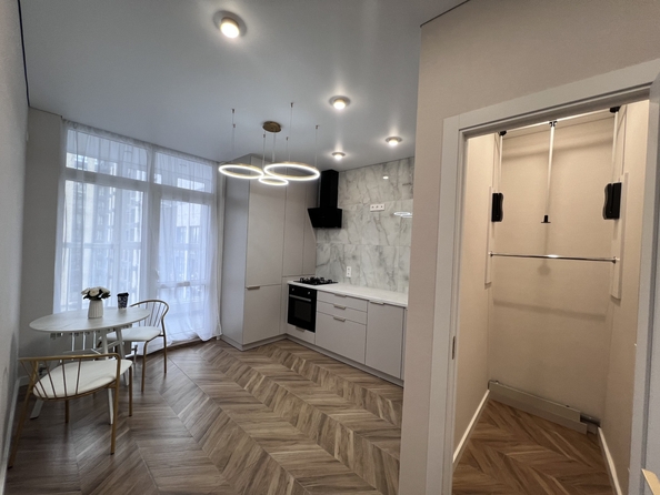 
  Продается 1-комн. квартира, 35.5 м², Берберовская ул, д. 11
. Фото 2.