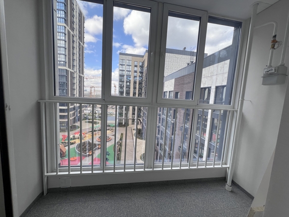 
  Продается 1-комн. квартира, 35.5 м², Берберовская ул, д. 11
. Фото 6.
