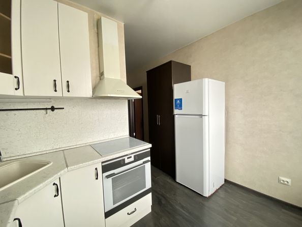
  Продается 1-комн. квартира, 37 м², Еременко ул, д. 103
. Фото 14.