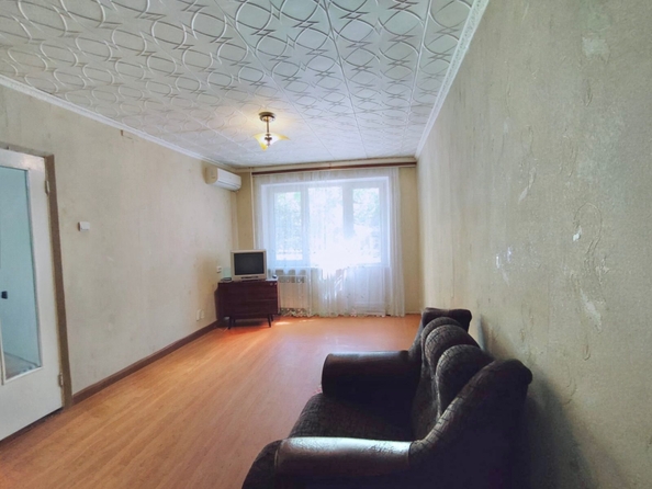 
  Продается 1-комн. квартира, 30 м², Жмайлова ул, д. 9
. Фото 2.