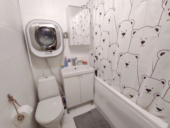 
  Продается 1-комн. квартира, 32 м², Самаркандская ул, д. 72
. Фото 3.
