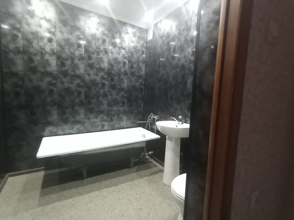 
  Продается 1-комн. квартира, 46.1 м², Крупской ул, д. 82/1
. Фото 10.