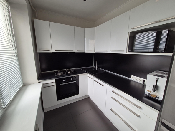
  Продается 2-комн. квартира, 62 м², 40-летия Победы пр-кт, д. 97
. Фото 1.