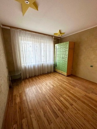 
   Продам 4-комнатную, 98 м², Миронова ул, 4А

. Фото 2.