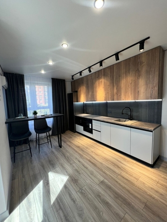 
  Продается 1-комн. квартира, 37.5 м², Космонавтов пр-кт, д. 1в
. Фото 1.