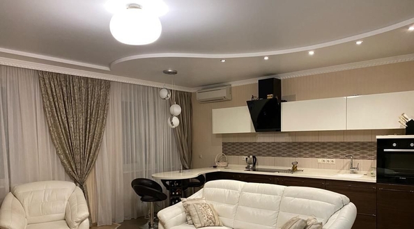 
  Продается 2-комн. квартира, 70 м², Народного Ополчения ул, д. 215
. Фото 6.